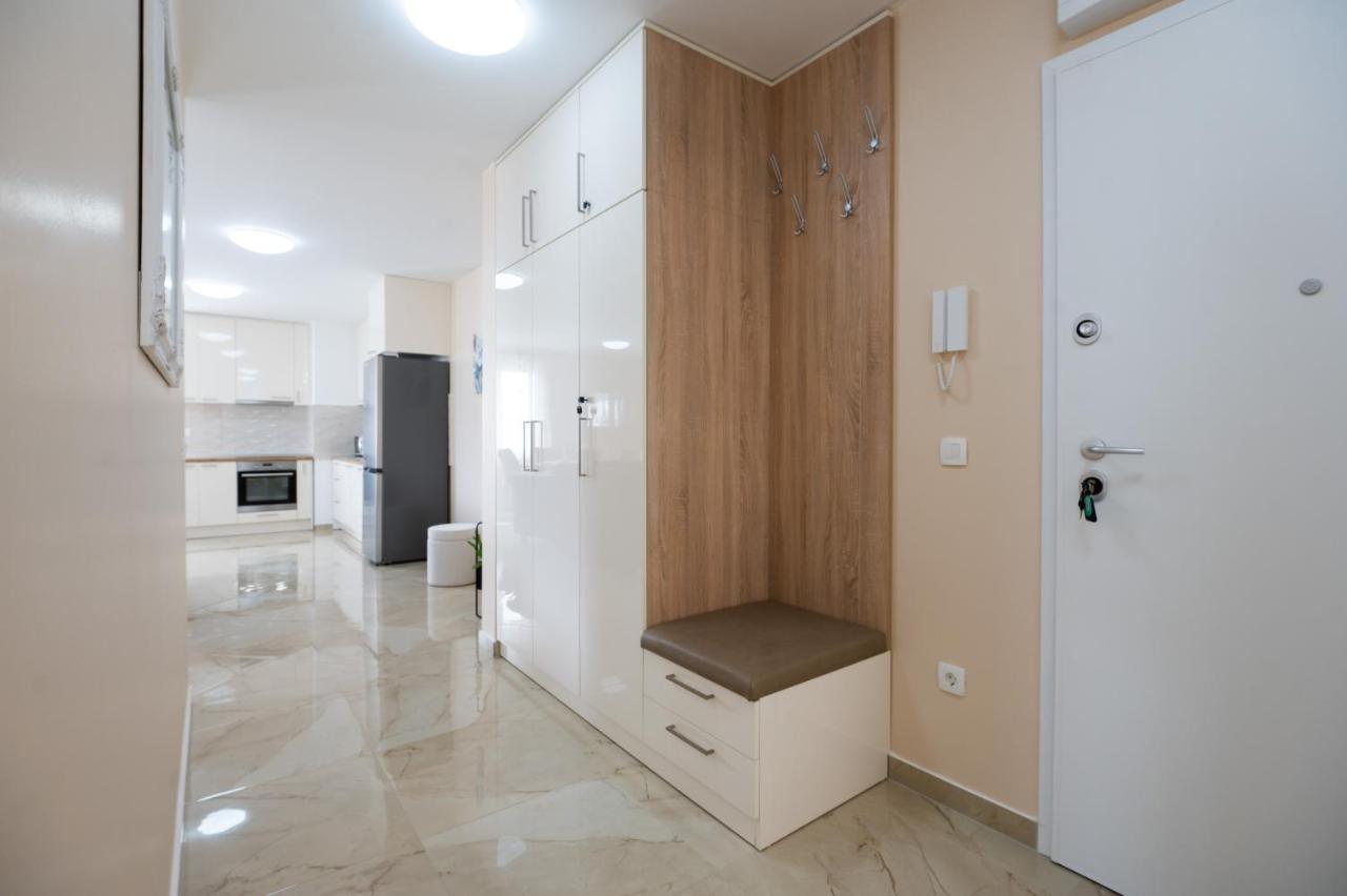 Blue Horizon Zara Apartment Ngoại thất bức ảnh