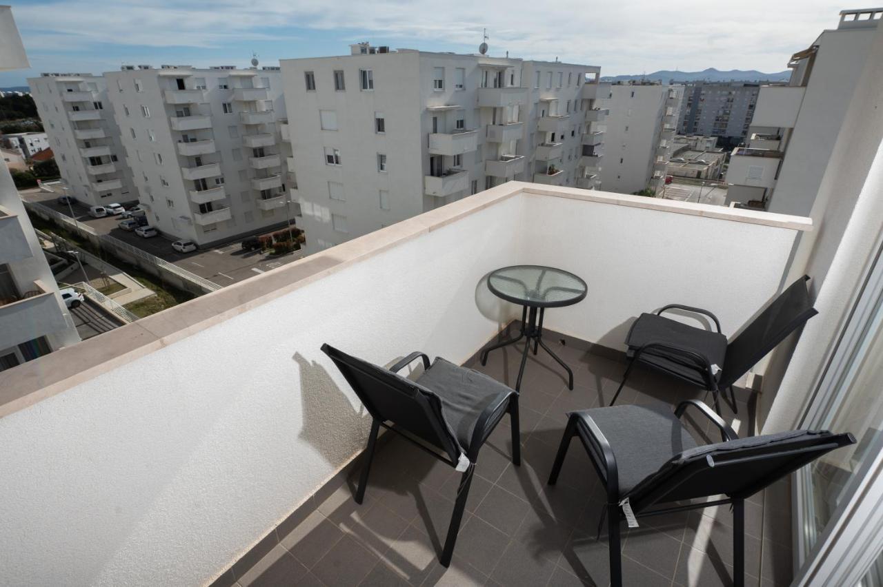 Blue Horizon Zara Apartment Ngoại thất bức ảnh